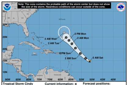 Los vientos con fuerza de tormenta tropical se extienden hasta 60 millas