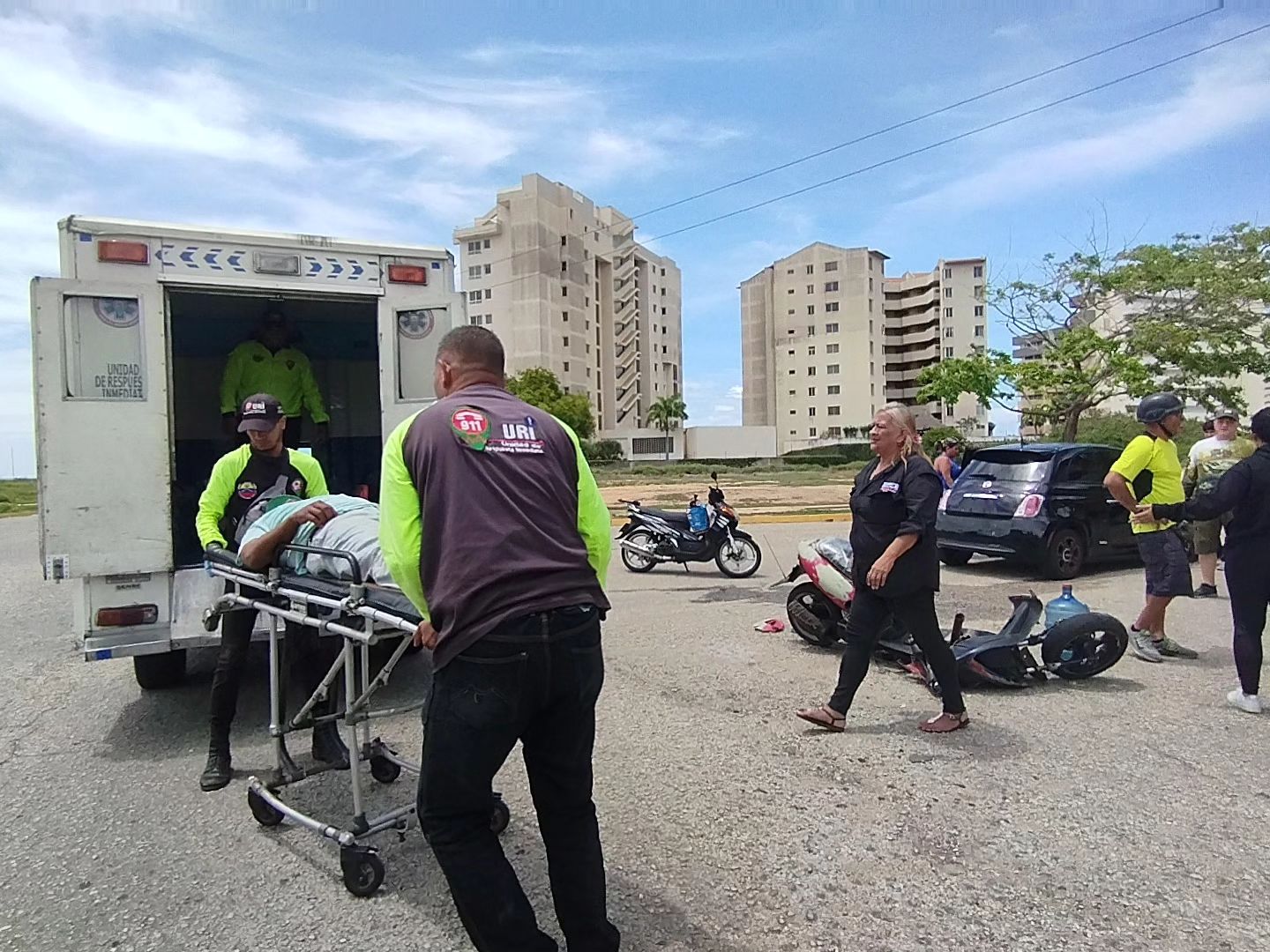 ¡Margarita! Motorizado lesionado en accidente en la Av. Bolívar