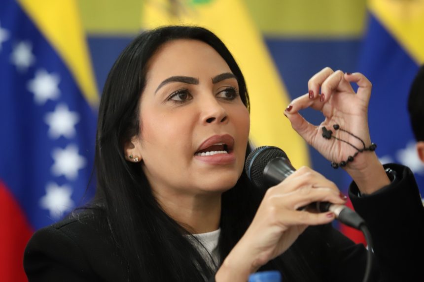 Solórzano: Todos los DDHH son violados en Venezuela