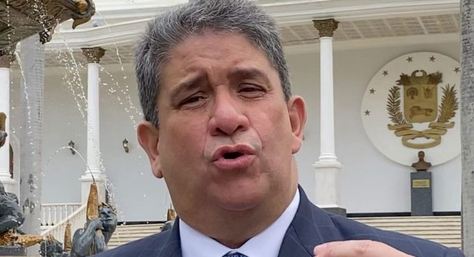 Diputado “Esperamos en días presentar nuevos rectores del CNE”