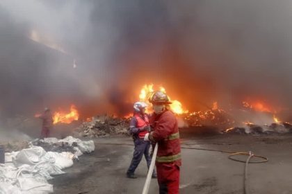 Se registró un incendio en la zona industrial de La Yaguara