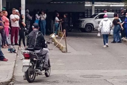 Los fallecidos se encontraban antes compartiendo en una fiesta callejera