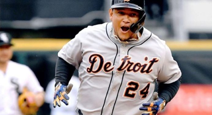 Miguel Cabrera supera a Alex Rodríguez en hits