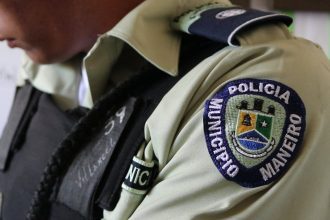 Polimareiro captura a sujeto por violencia de género