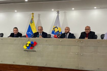 Rectores del CNE ponen su cargo a disposición de la AN electa en 2020