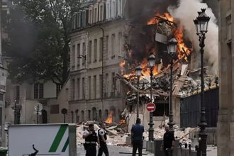 Al menos 16 heridos en explosión de edificio en París