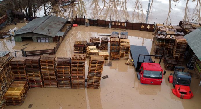 ¡Inundaciones en Chile! Evacuados miles de personas en el sur del país