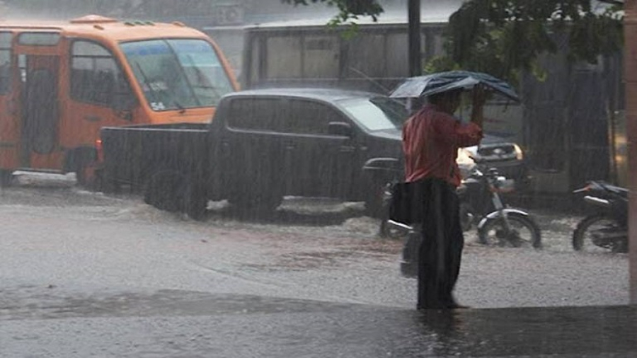 Lluvias continúan en el país mientras que tormenta Bret pierde fuerza