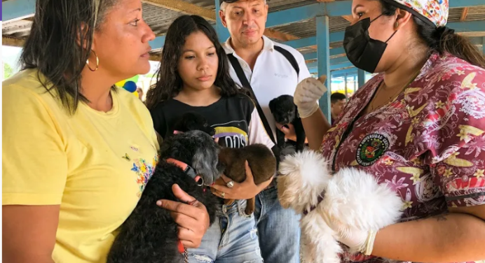 Mariño Mascotas realiza mega jornada de atención veterinaria gratuita en Porlamar