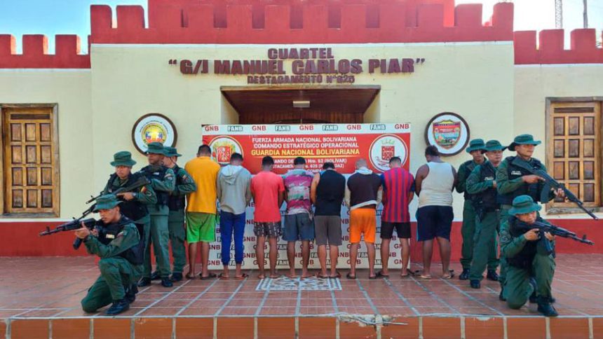 FANB detuvo a 8 personas en flagrancia por minería ilegal en el estado Bolívar