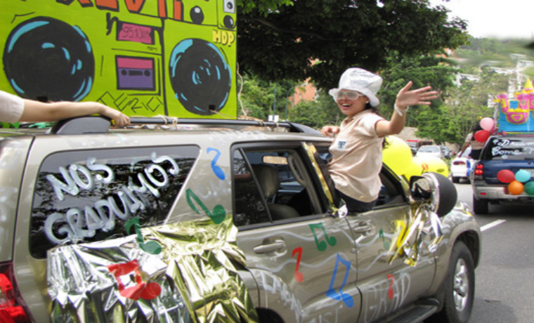 ¡Cero celebración! Se acabaron las caravanas de graduación