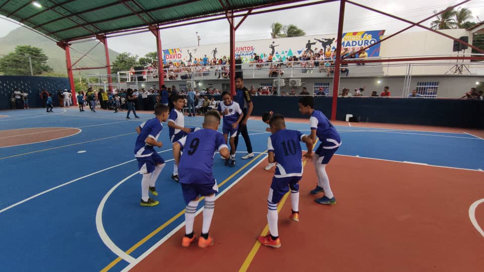 Reinaugurado Complejo Deportivo en Antolín del Campo