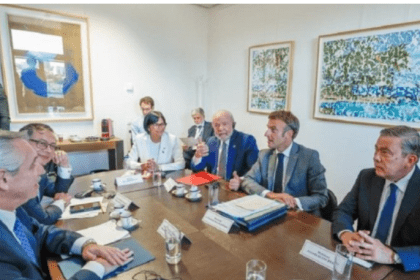 Gerardo Blyde junto a Delcy Rodríguez y presidentes de la UE y la Celac. Foto: Cortesía