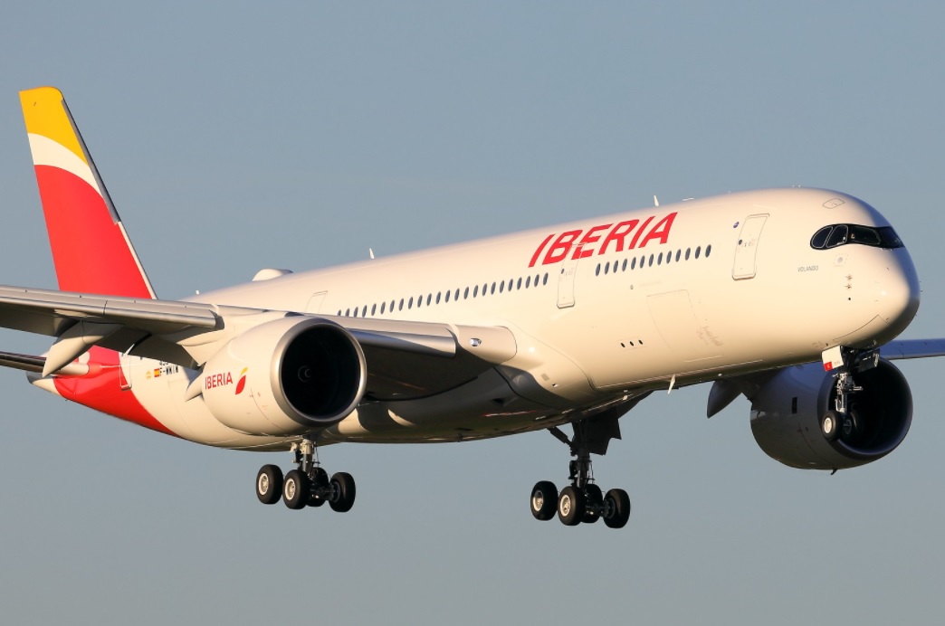 Iberia ofrecerá vuelos semanales entre Caracas y Madrid