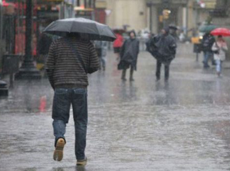 El organismo indicó en su reporte diario en redes sociales que se esperan lluvias o chubascos, descargas eléctricas y eventuales ráfagas de viento