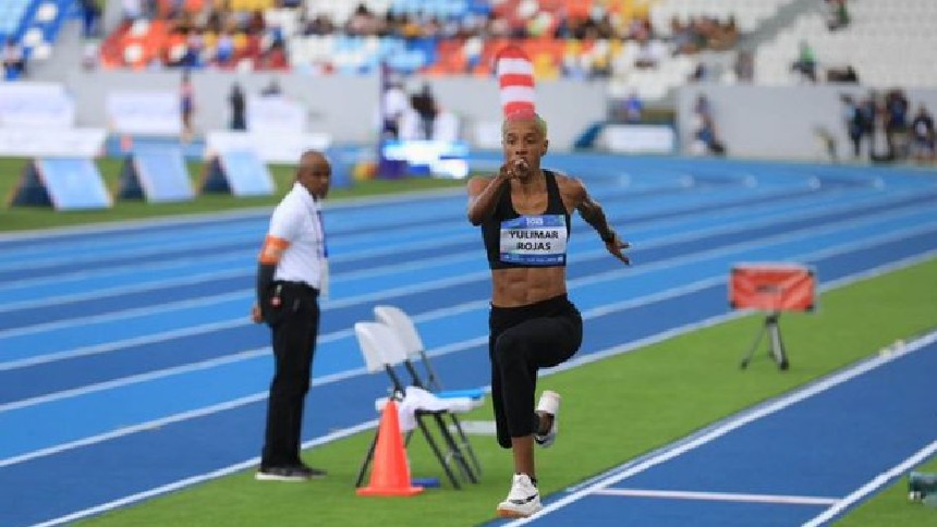 Una vez más, la plusmarquista anzoatiguense demuestra que es la reina mundial del triple salto.