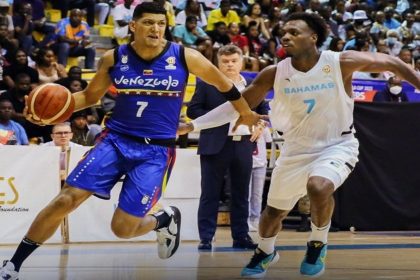 Esta convocatoria incluye tanto a basquetbolistas de la Superliga local como a jugadores de ligas extranjeras