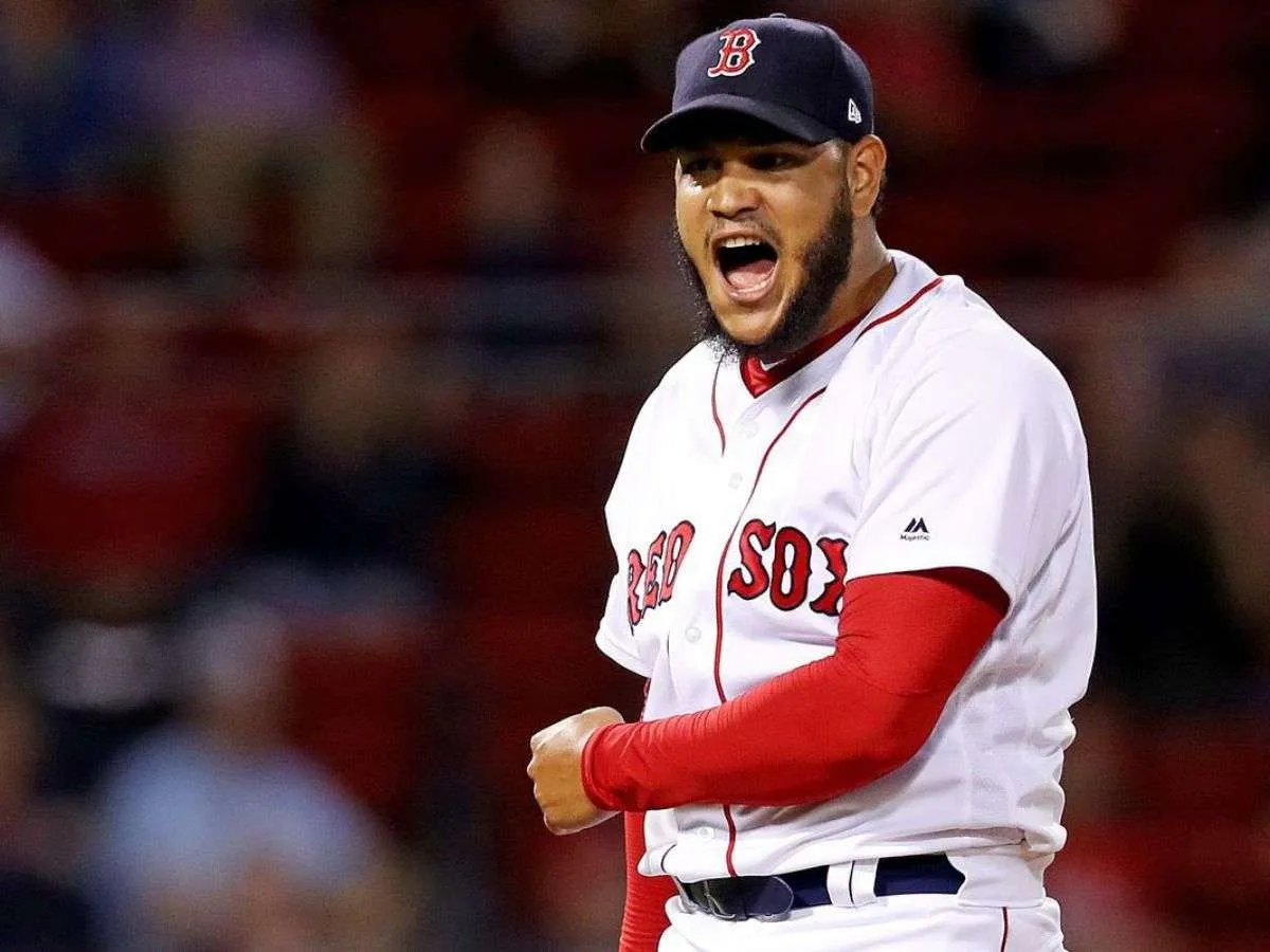 Eduardo Rodríguez recibe un merecido homenaje en el Fenway Park