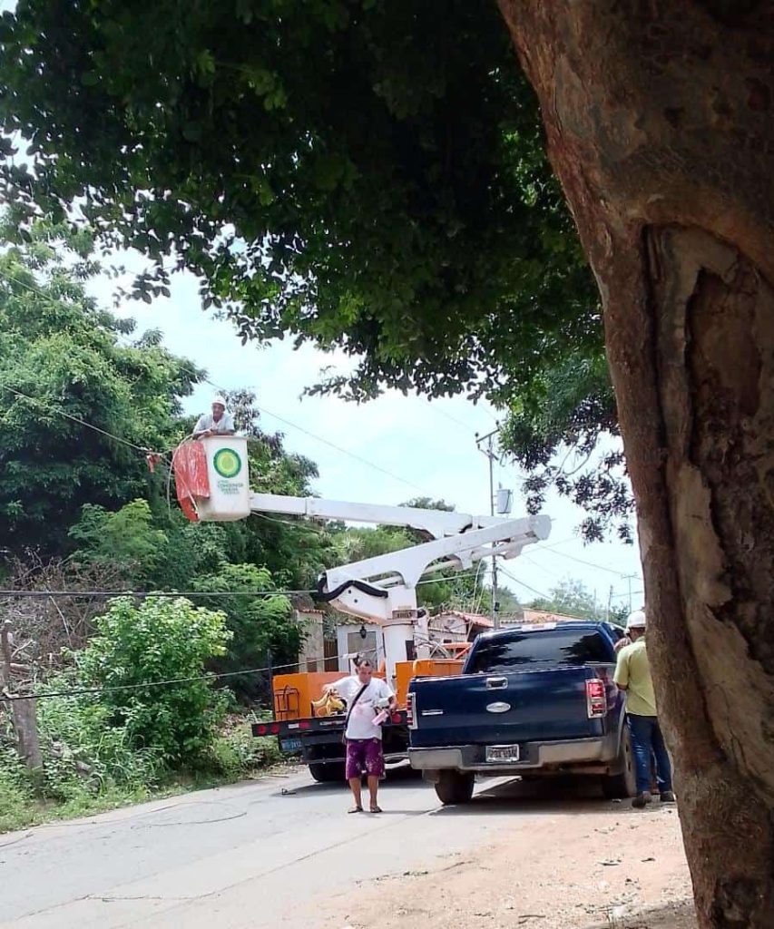 16Agosto Restablecen el servicio eléctrico en El Salado despues de 28 horas Isla Margarita