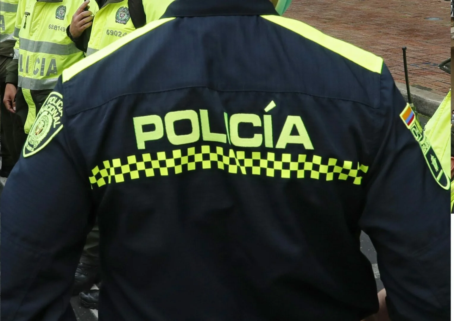 Oficial de policía se suicida utilizando el arma de un colega