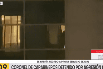 Carabineros golpea a mujer a negarse a pagar servicio sexual (VIDEO)