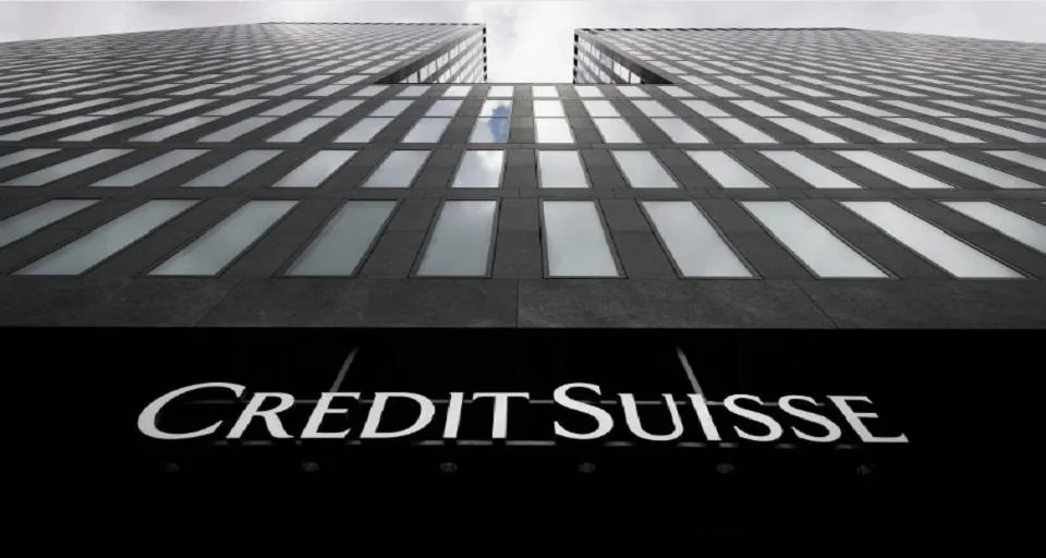 UBS despide empleados del banco de inversión Credit Suisse y cierra oficina en Houston