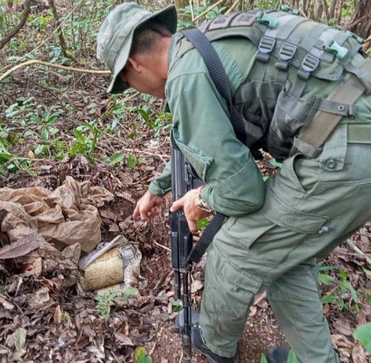 FANB desactiva cuatro explosivos usados para minería ilegal en Bolívar