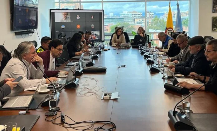 Instalan Comité de Participación civil para la paz en Colombia