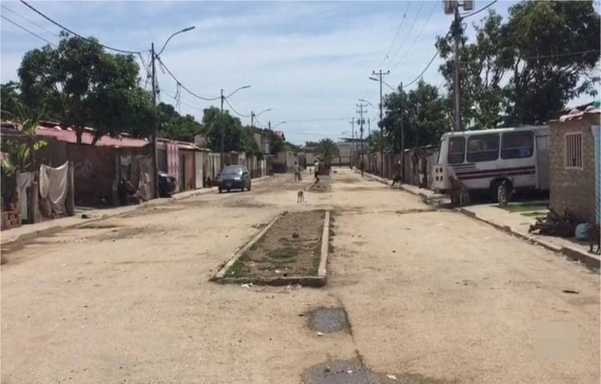 Habitantes de comunidad "Negra Hipólita" rechazan procedimiento policial en la comunidad