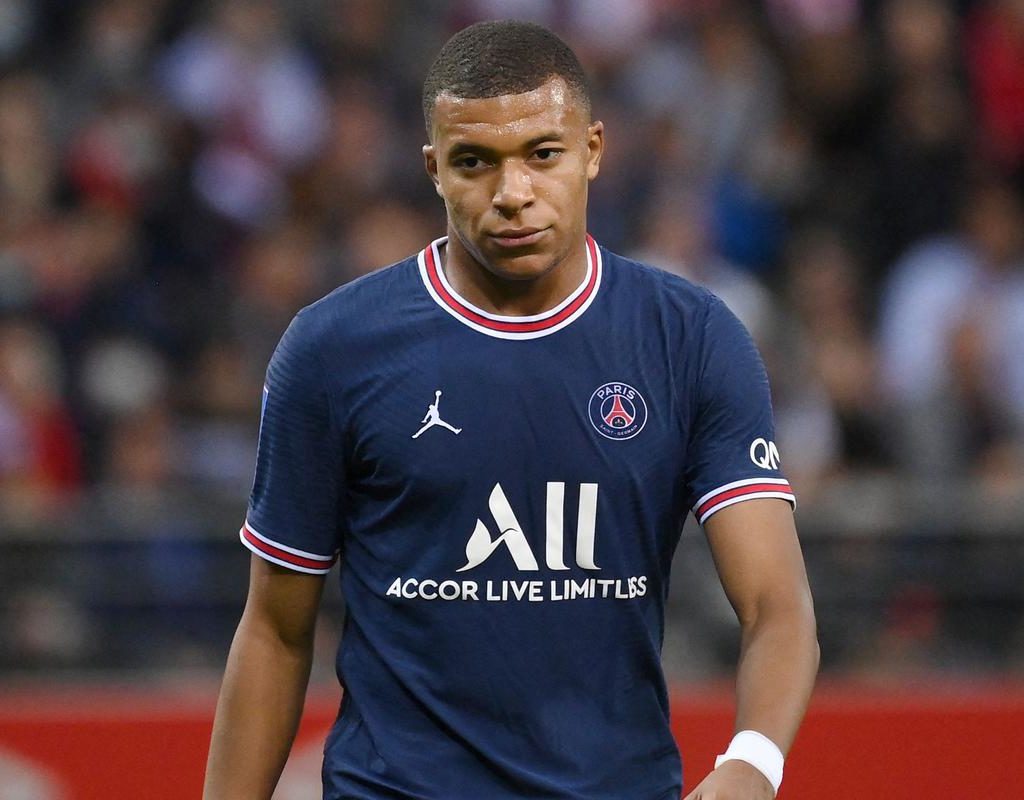 Mbappé va a seguir apartado del equipo y entrenando en horario separado del primer equipo