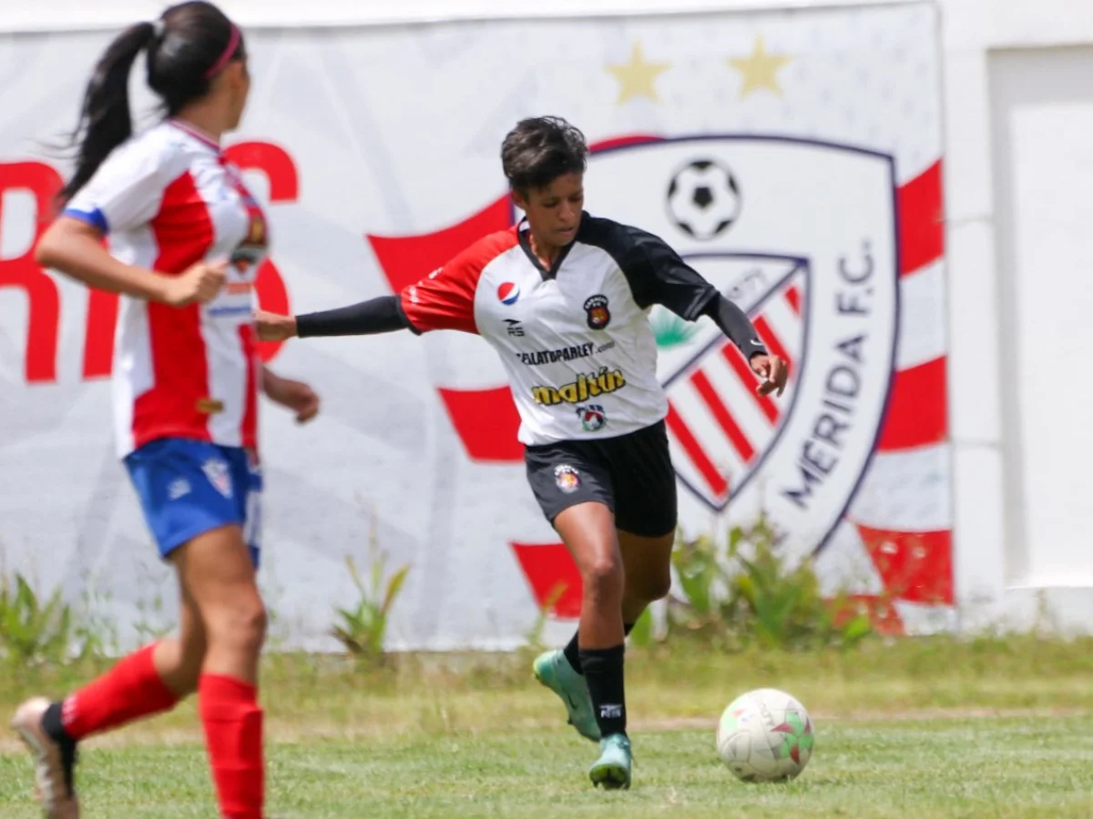 Las Avileñas rescataron el empate durante su visita al Soto Rosa