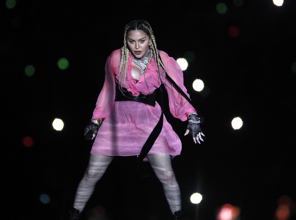 Madonna cumple 65 años recuperándose para su gira mundial