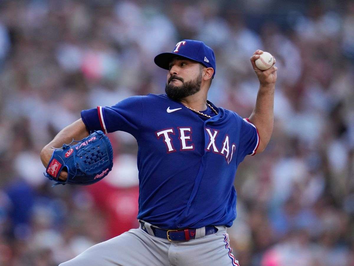 Martín Pérez es relegado al bullpen de los Rangers