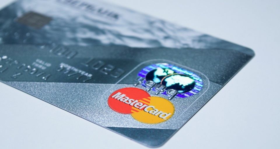 Amazon se une a Bradesco y Mastercard para lanzar una tarjeta de crédito en Brasil