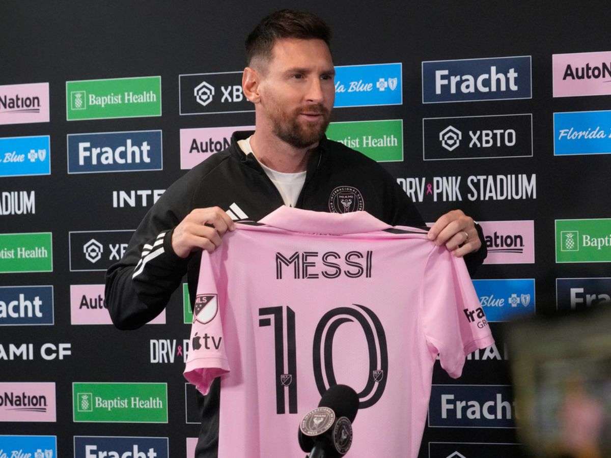 Messi: “Estoy sumamente satisfecho con la decisión que he tomado”