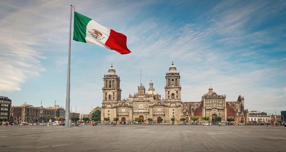 La cantidad de personas en situación de pobreza en México disminuye en 8,9 millones, un 16% menos que en 2020