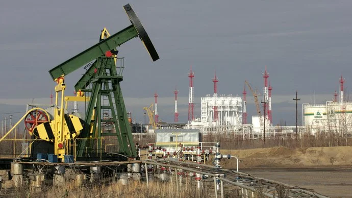 Rusia sostendrá la reducción de exportación de petróleo a 300.000 bpd en septiembre