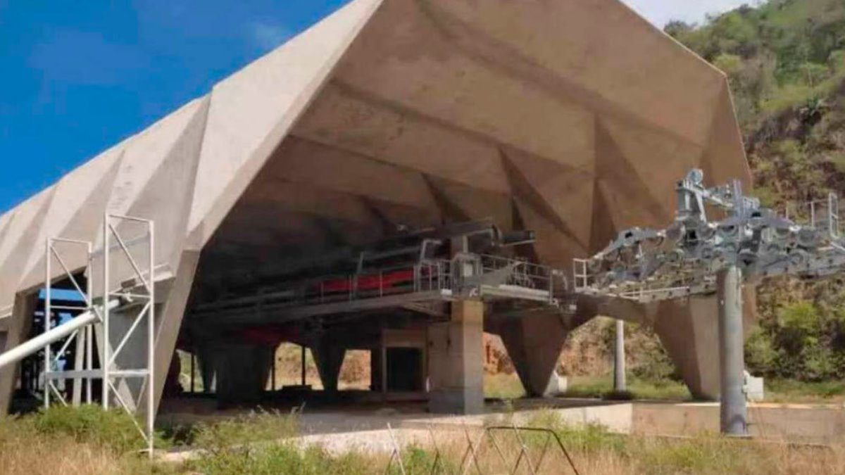 Progresan los trabajos del teleférico en Macuto, ¿qué información se tiene?