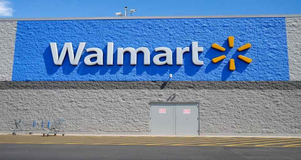 Walmart reduce salarios y horarios de farmacéuticos en un intento por disminuir costos