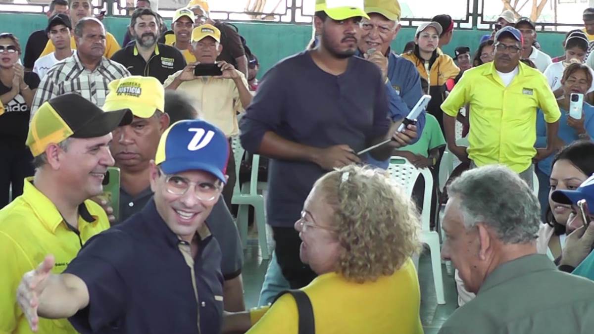 ”SIEMBRAN LA DESESPERANZA”: Capriles acusa al chavismo y critica la organización de las primarias simultáneamente (VIDEO)