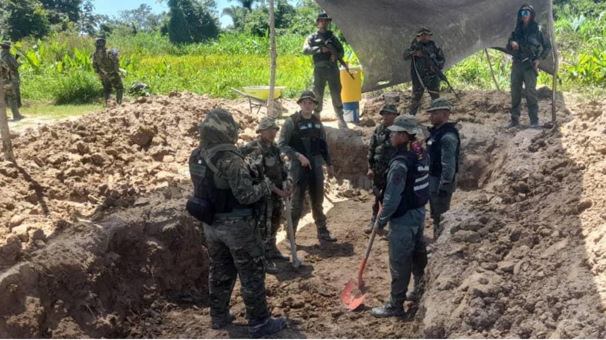 Destruyen dos avionetas vinculadas al narcotráfico y a la minería ilegal en el estado Bolívar