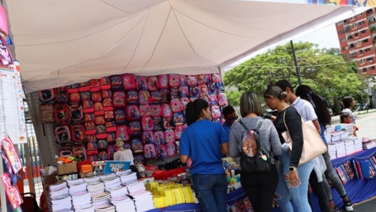 A LO ”GRANEADITO”: Las ferias escolares informan una disminución en las ventas en comparación con la época pandémica