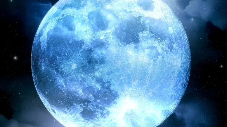 ¡No te la pierdas HOY #31Ago! Horarios para ver la superluna azul 2023