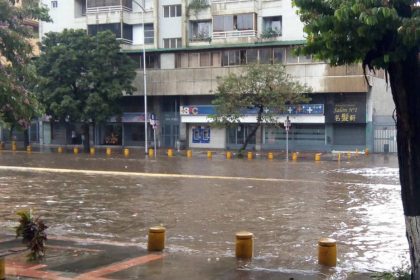 En el reporte del día, las precipitaciones estarán acompañadas con actividad eléctrica y ráfagas de viento.