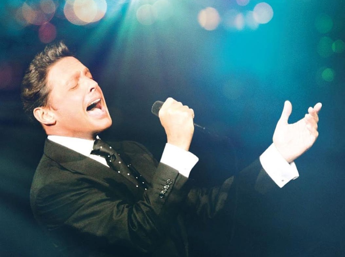 Regreso de Luis Miguel a los escenarios dejó lluvia de memes