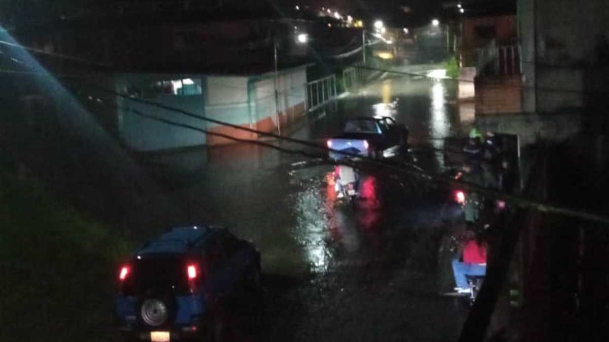 ¡ALERTA POR LLUVIAS! Emergencia en Mérida ante el desbordamiento de quebradas