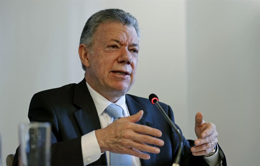 Fiscalía colombiana acusa a Juan Manuel Santos de recibir sobornos de Odebrecht