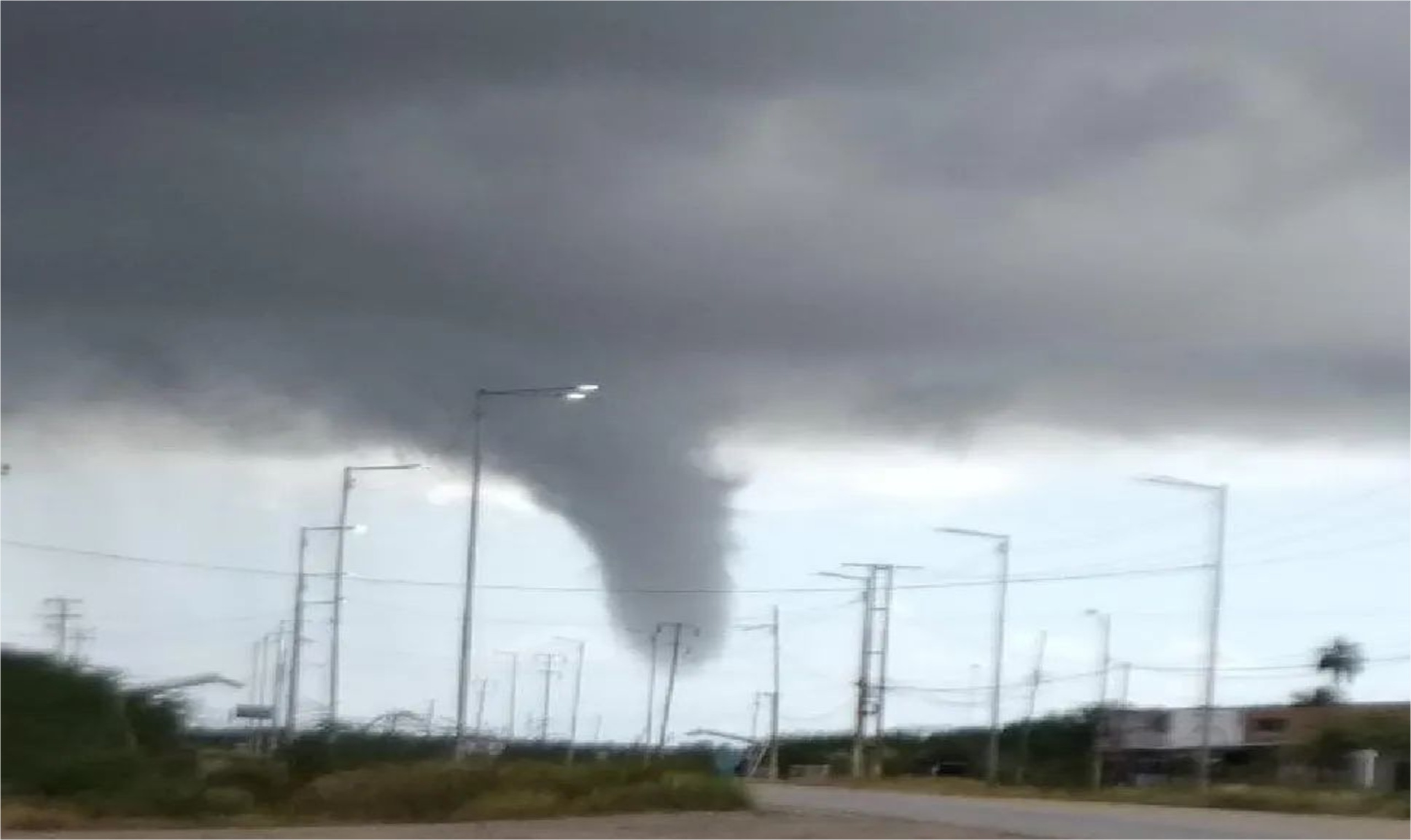 ¡Margarita! Tromba marina se observa en las costas de Punta de Piedras +Video