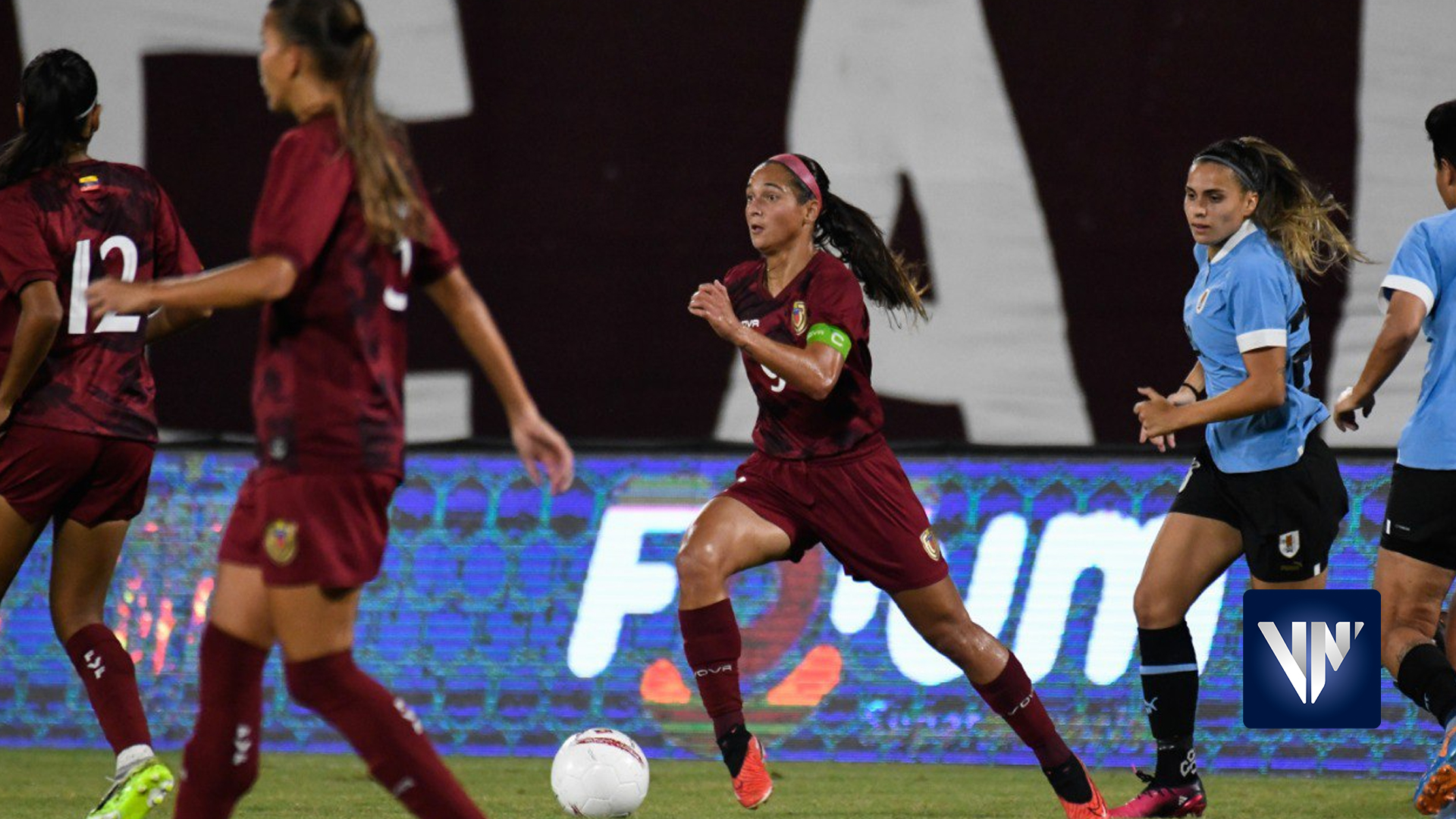 La selección femenina de La Vinotinto gana 1-0 contra Uruguay en un partido amistoso.