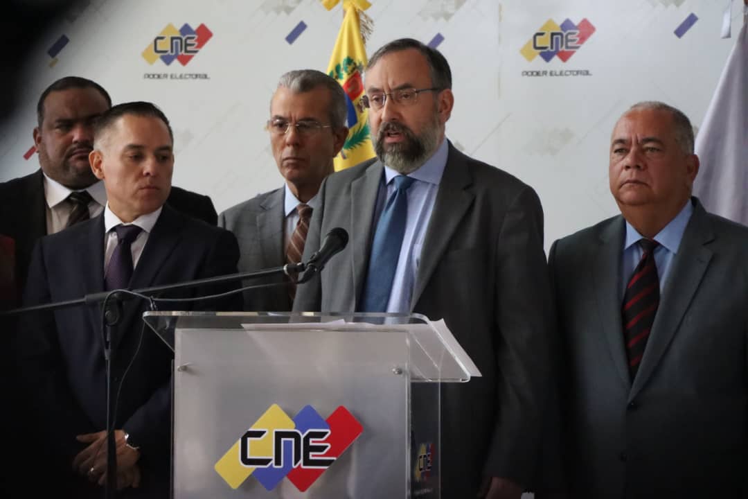 CNE y Comisión de Primaria establecen mesa técnica para evaluar asistencia